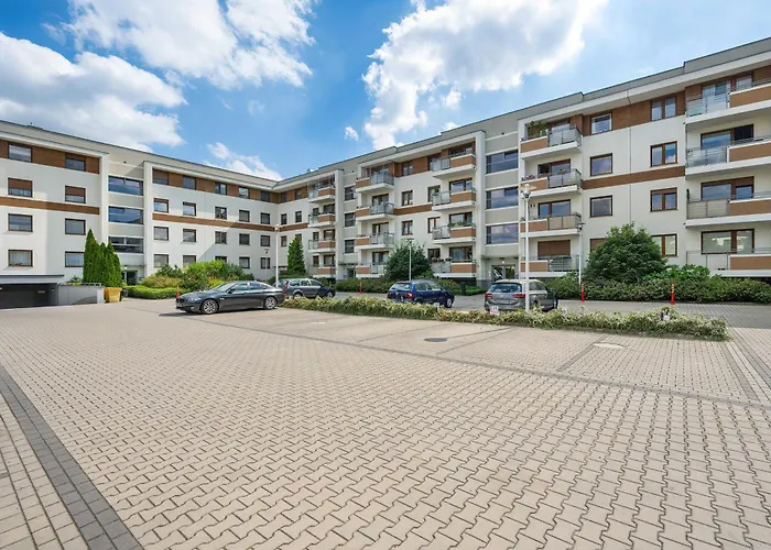 Apartment Spacious With Air Conditioning And Two Parking Spaces By Renters *